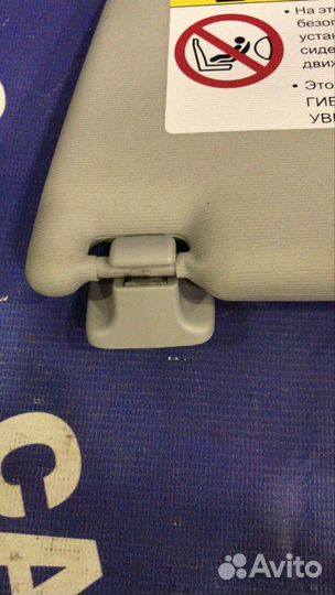 Козырек солнцезащитный правый Volkswagen Jetta