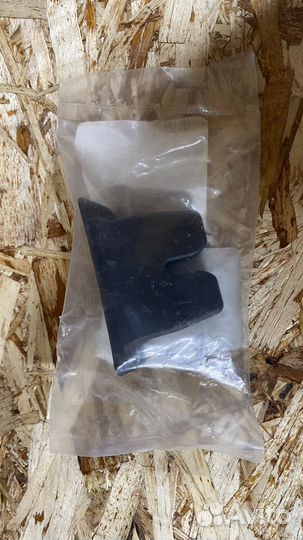 13509528 Кожух замка Chevrolet Cruze