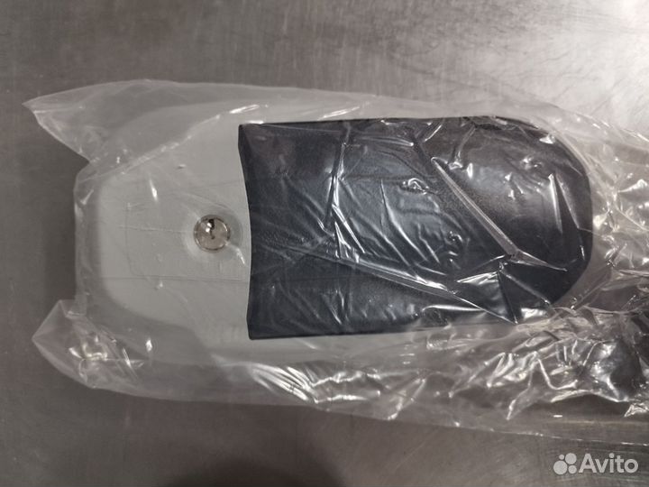 Ручка-замок Fermod 520/521 для распашной двери