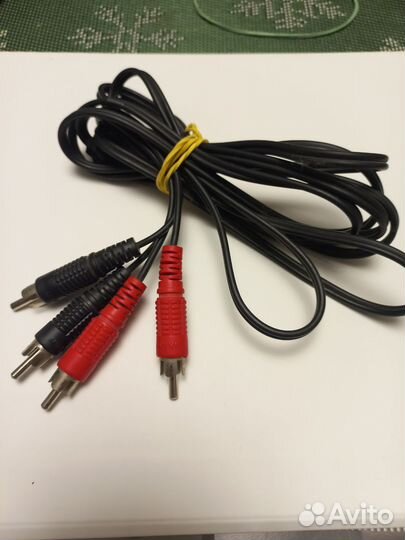 Аудио кабель тюльпан