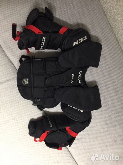 Вратарский нагрудник ccm