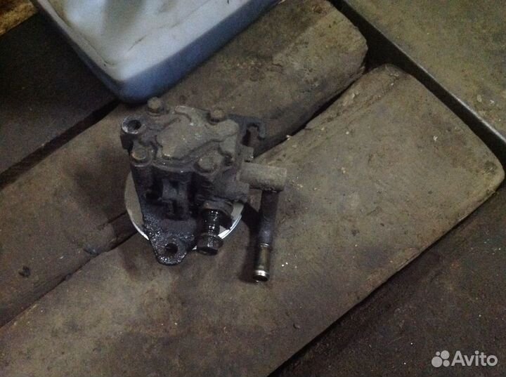 Насос гур Киа Спортейдж 1