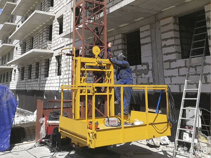 Грузовой подъемник строительный