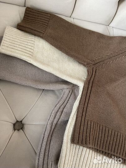 Свитер детский новый