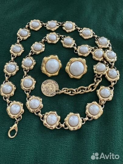 Колье и клипсы Karl Lagerfeld