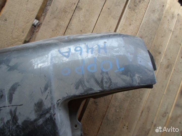 Бампер задний Mitsubishi Toppo 2000