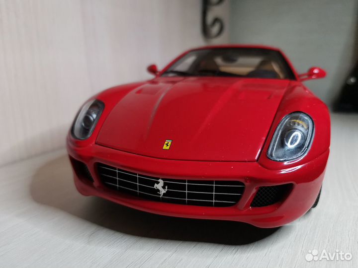 1/18 Hot Wheels Elite Ferrari 599 GTB Fiorano