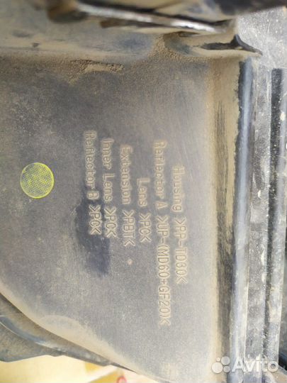 Фара Land Cruiser Prado