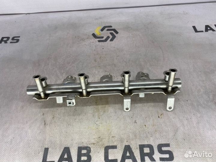 Топливная рампа Audi A4 B8 cdhb 1.8 tfsi 2010