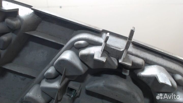 Решетка радиатора Nissan X-Trail (T30), 2004