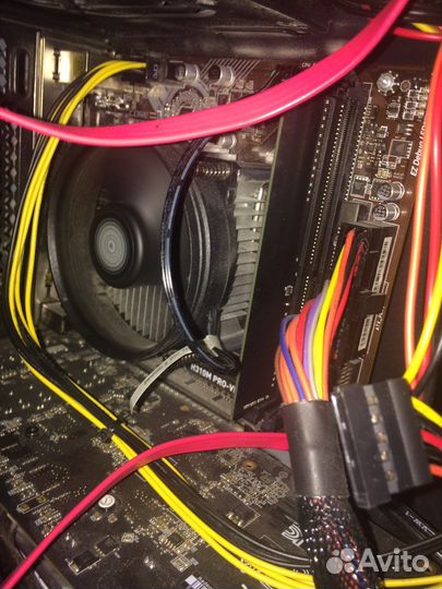 Материнская плата lga 1151 v2 с i3-8100 8 gb ram