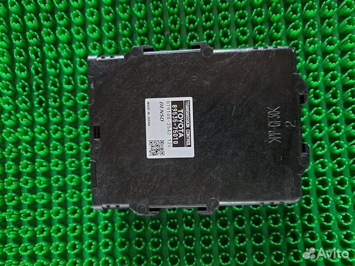 Блок управления Toyota Prius