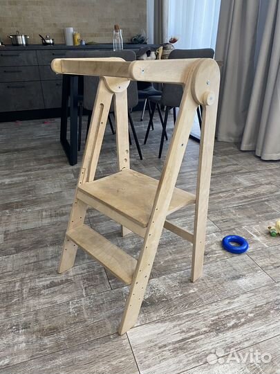 Башня помощника монтессори