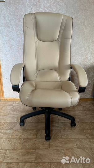 Кресло руководителя бу