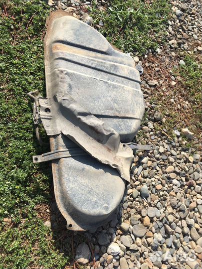 Toyota corolla 120 бензобак