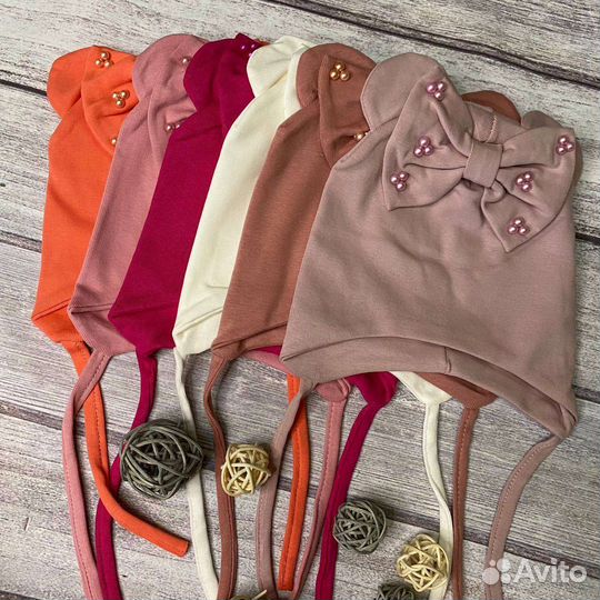 Шапочки до года новые