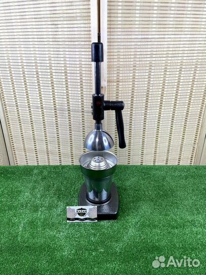 Соковыжималка для цитрусовых