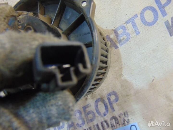 Моторчик отопителя для Toyota Sprinter Marino 199