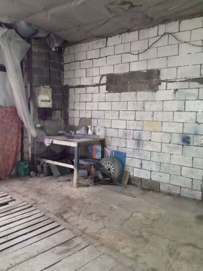 Гараж, > 30 м²