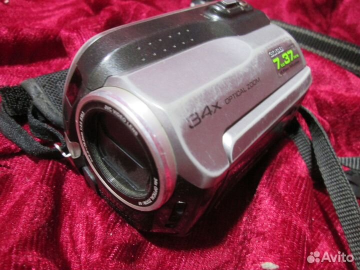 Видеокамера JVC GZ-mg134er