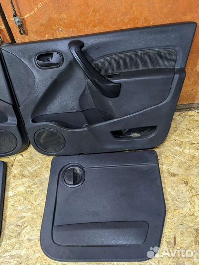 Дверные карты mercedes w415