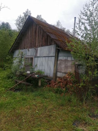 Дача 20 м² на участке 25 сот.