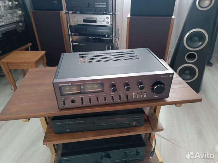 Усилитель Universum Integrated Amplifier 8000