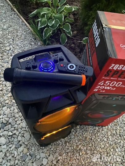 Портативная колонка со светомузыкой