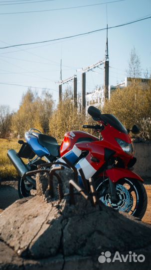 Honda CBR600F4