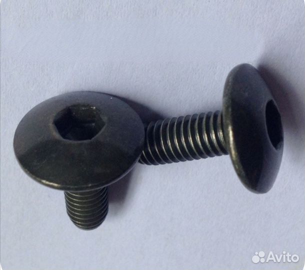 Болт, винт для квадроцикла, мотоцикла