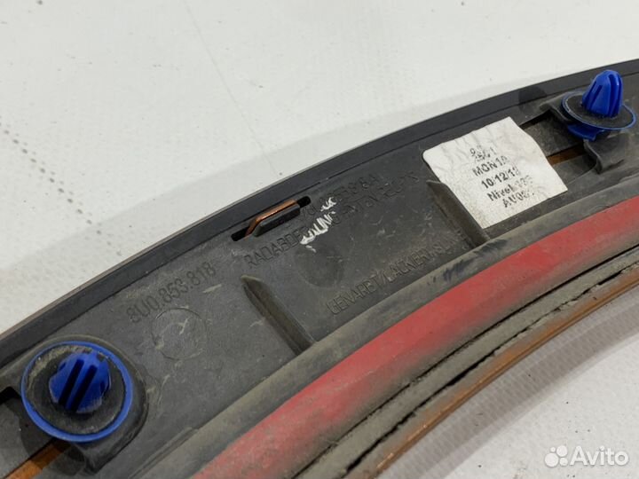 Расширитель колесной арки задний правый Audi Q3 8U