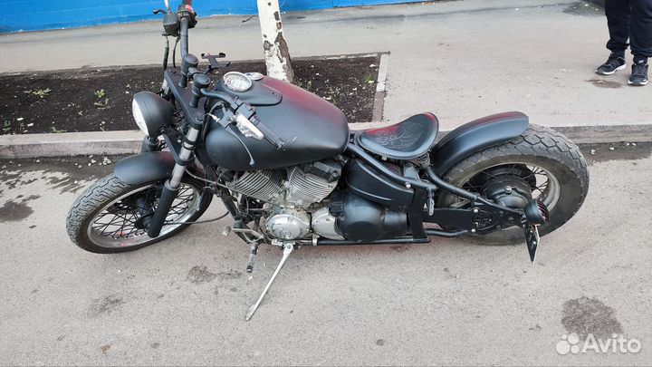 Yamaha XVS400 Bobber