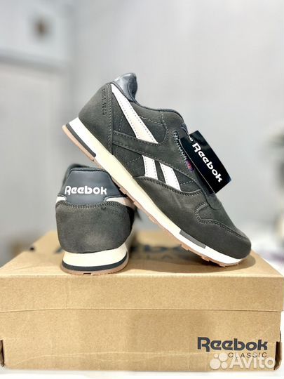 Кроссовки reebok classic