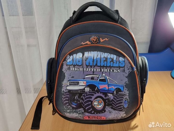 Рюкзак школьный hummingbird