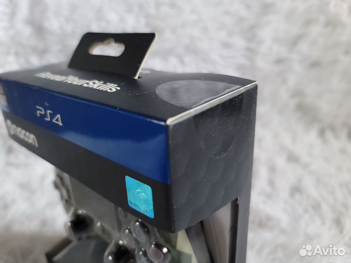 Новый геймпад для PS4: Nacon Wired Compact