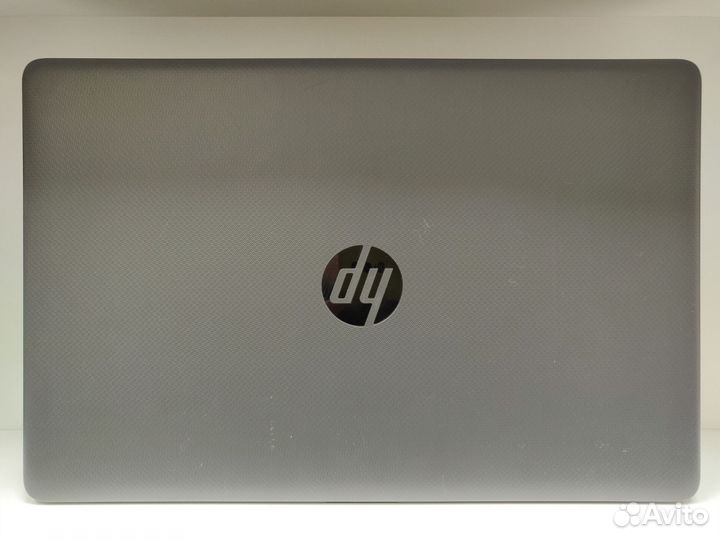 Ноутбук HP 250 G7