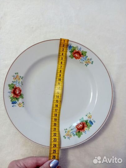 Набор тарелок (23,5см) на 4 персоны - 8 штук