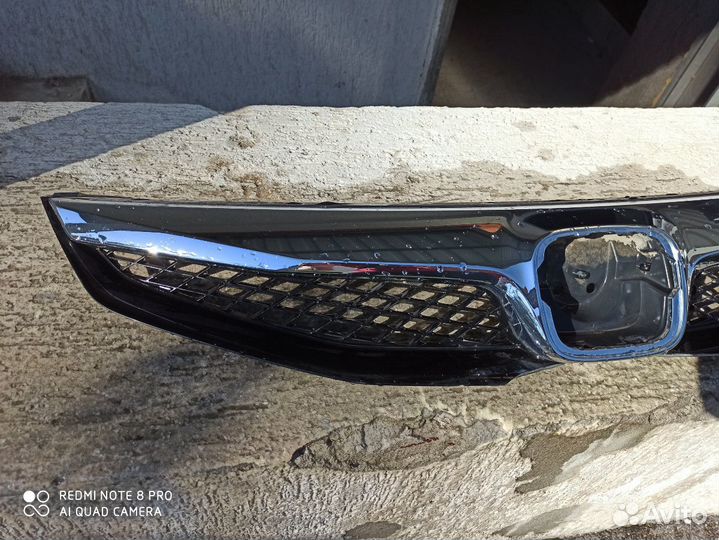 Молдинг решетки радиатора хром Honda civic 2009