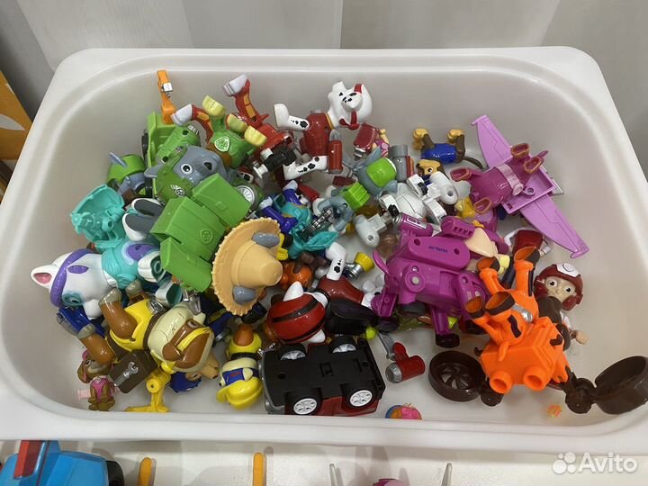 Игрушки из набора Щенячий патруль