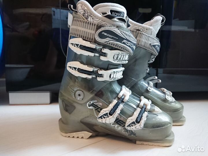 Горнолыжные ботинки 23.5