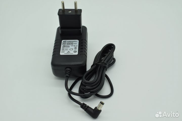 Сетевой адаптер 15V 2A adapter Для yn 330III
