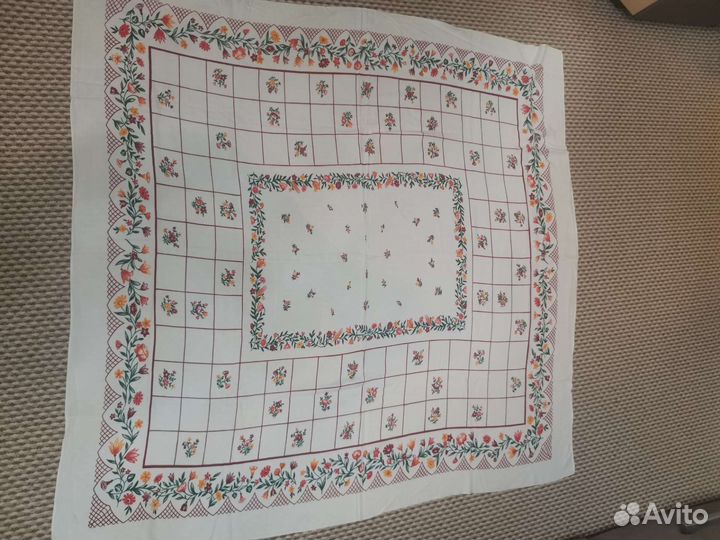 Скатерть 134x128