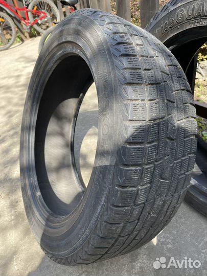 Yokohama Ice Guard IG30 215/55 R18