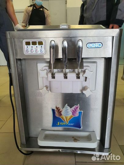 Фризер настольный коммерческий 2+1