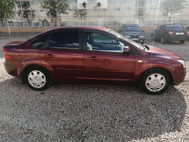 Ford Focus 1.6 МТ, 2006, 257 000 км
