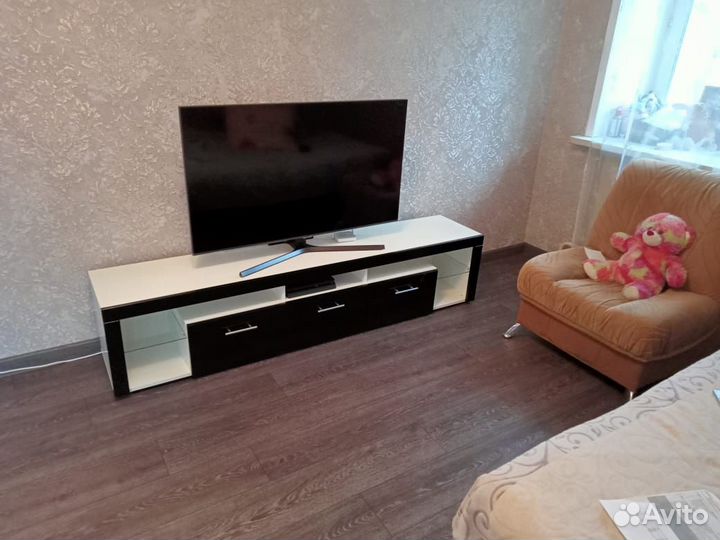 Тумба под тв