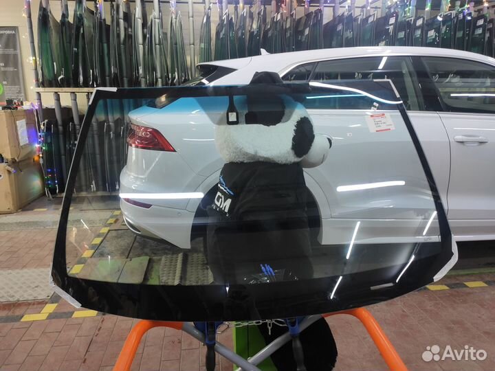 Лобовое стекло Audi A8 D5 с проекцией