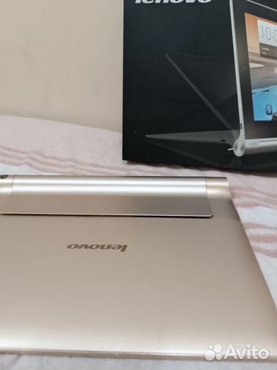 Планшет lenovo yoga Tablet 10