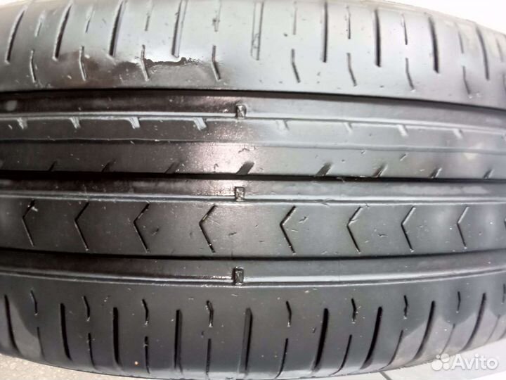Continental ContiPremiumContact 215/65 R16
