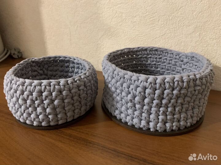 Вязаные корзинки ручной работы